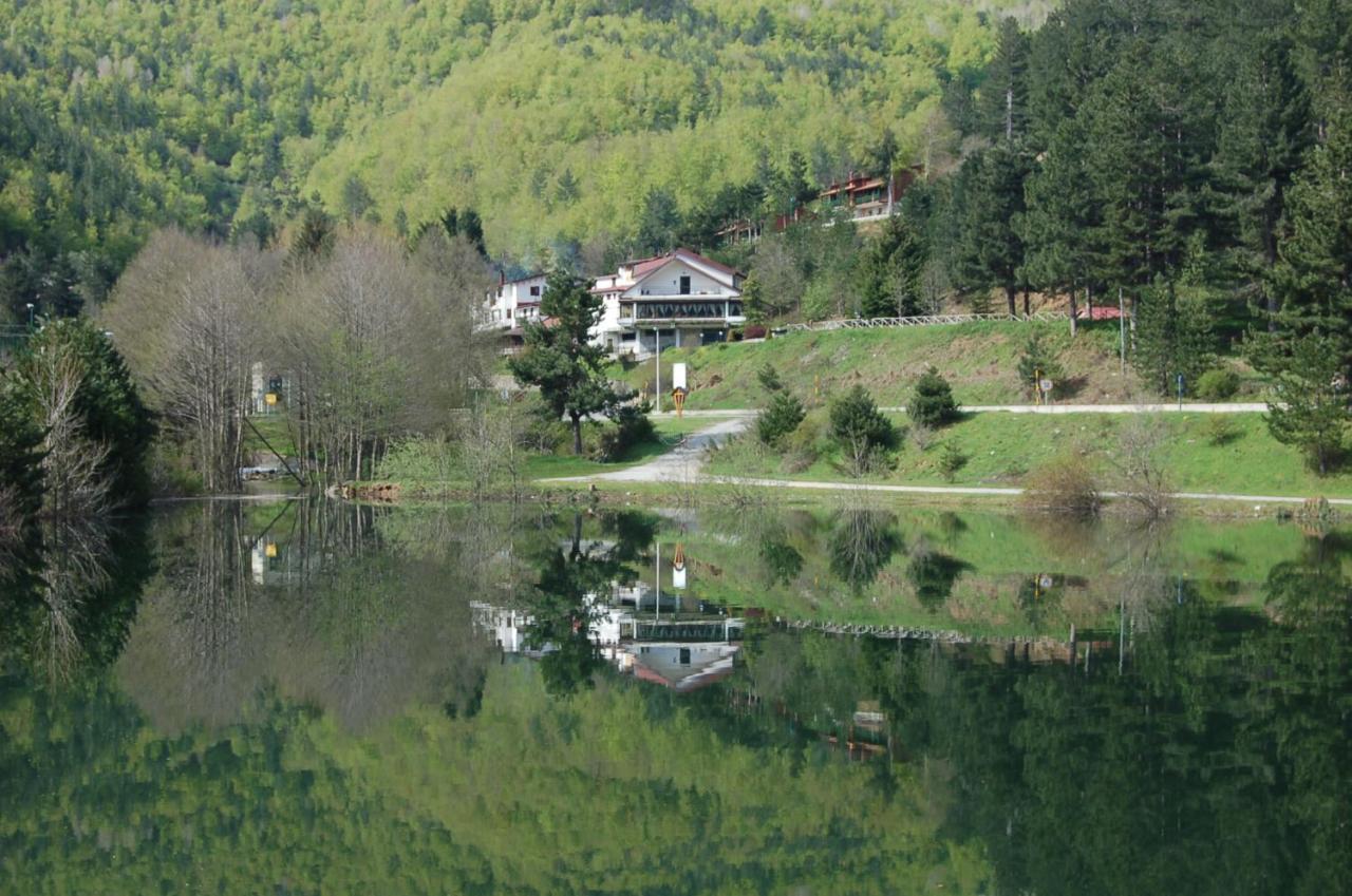 Hotel Lo Sciatore Cotronei Dış mekan fotoğraf