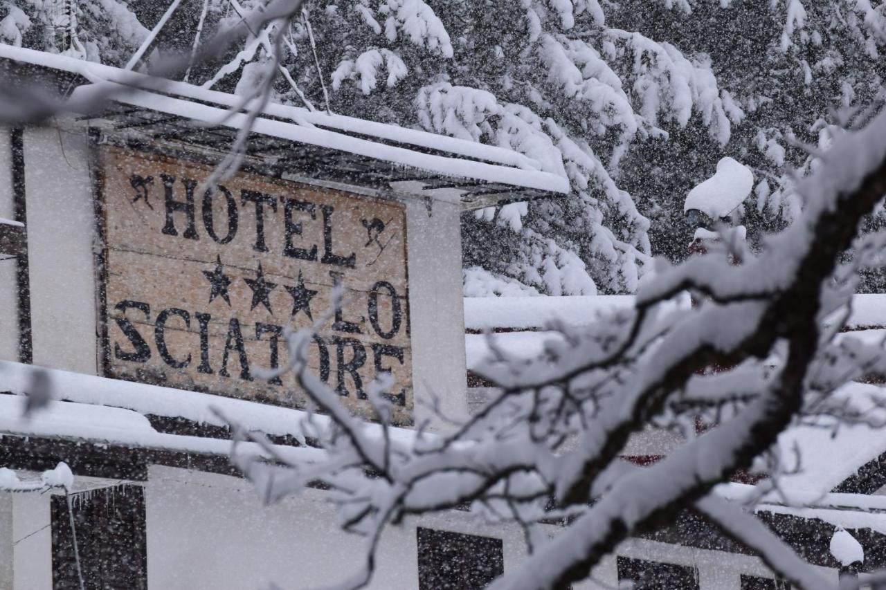 Hotel Lo Sciatore Cotronei Dış mekan fotoğraf