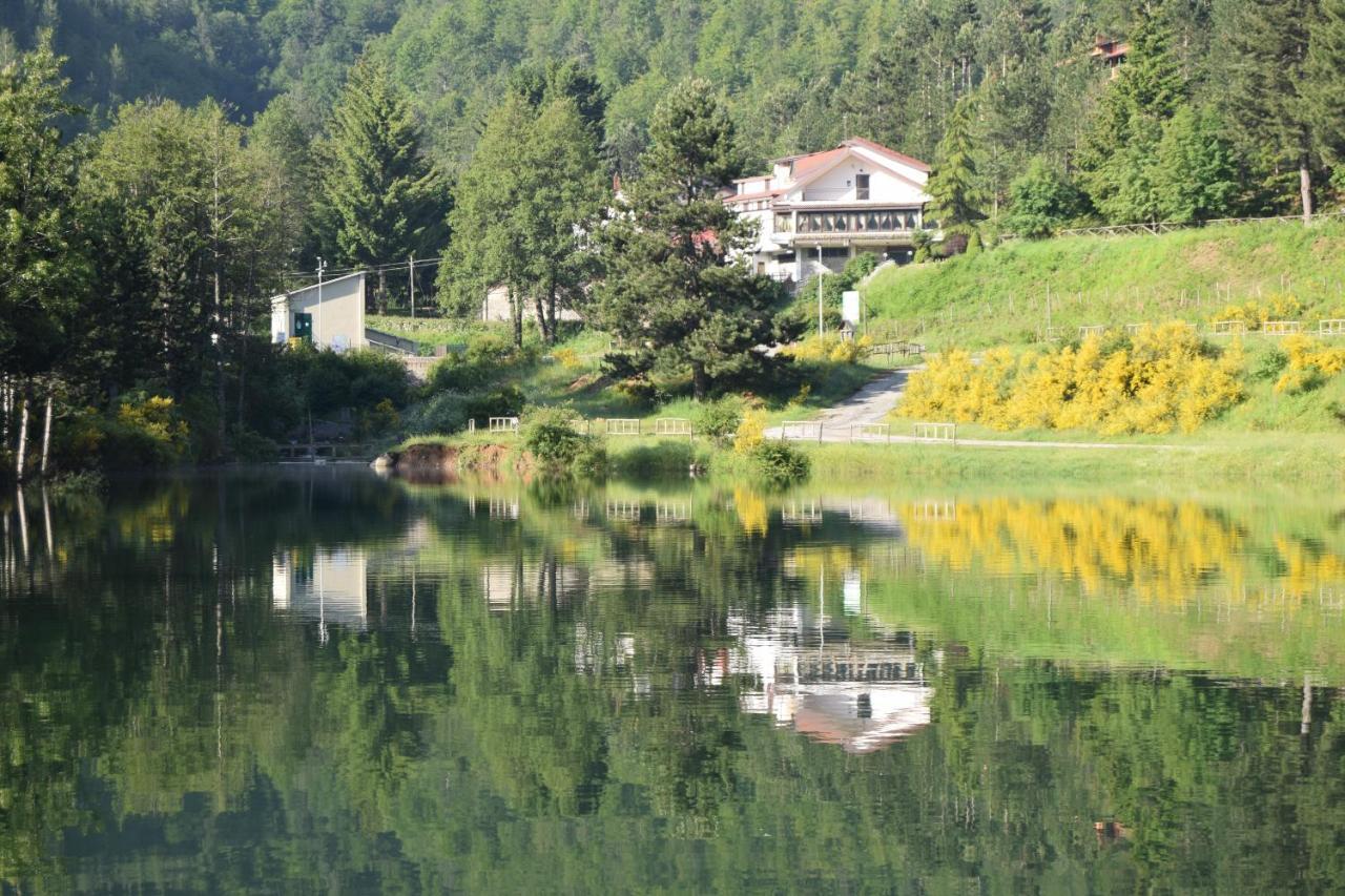Hotel Lo Sciatore Cotronei Dış mekan fotoğraf