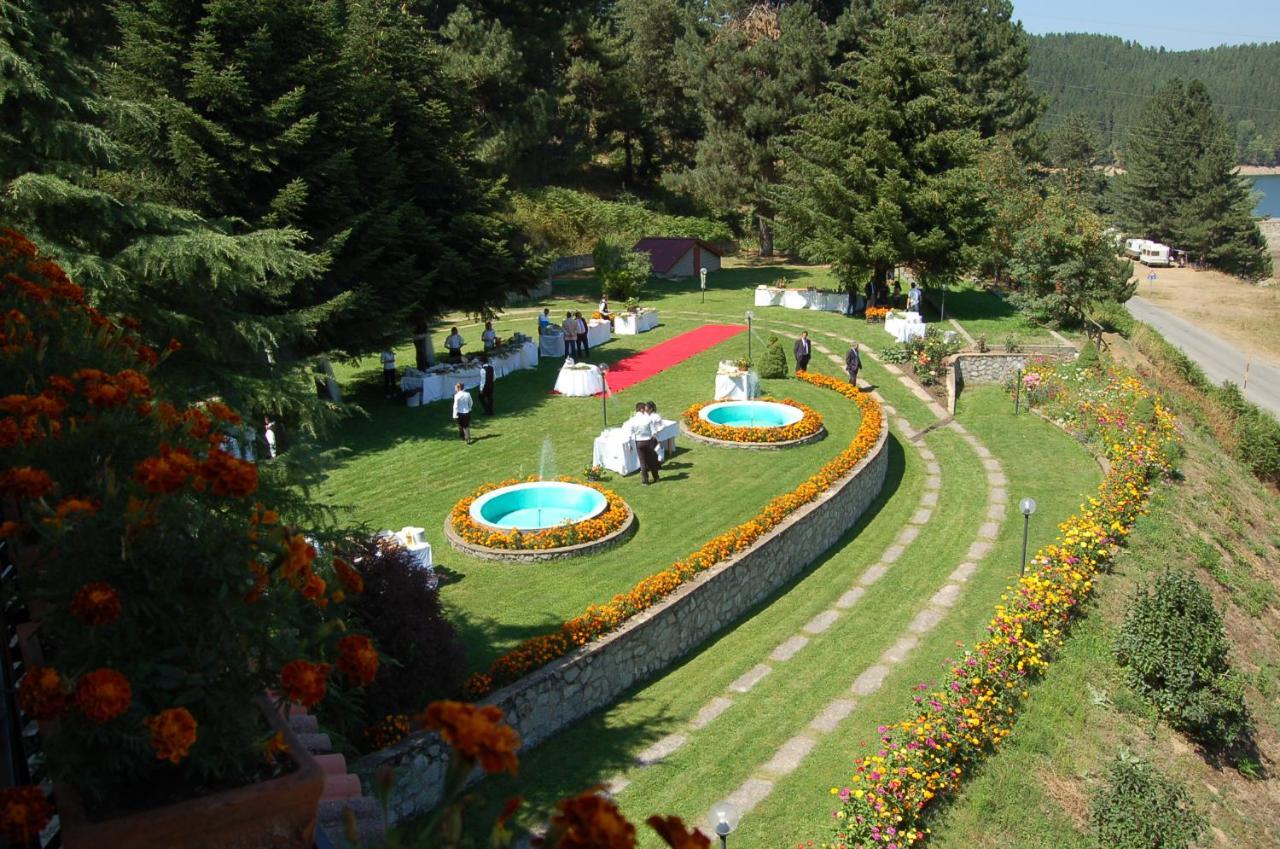 Hotel Lo Sciatore Cotronei Dış mekan fotoğraf