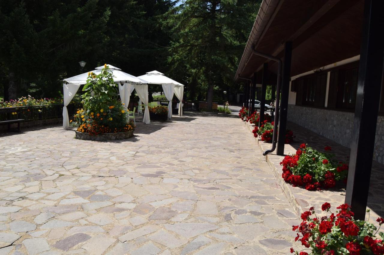 Hotel Lo Sciatore Cotronei Dış mekan fotoğraf