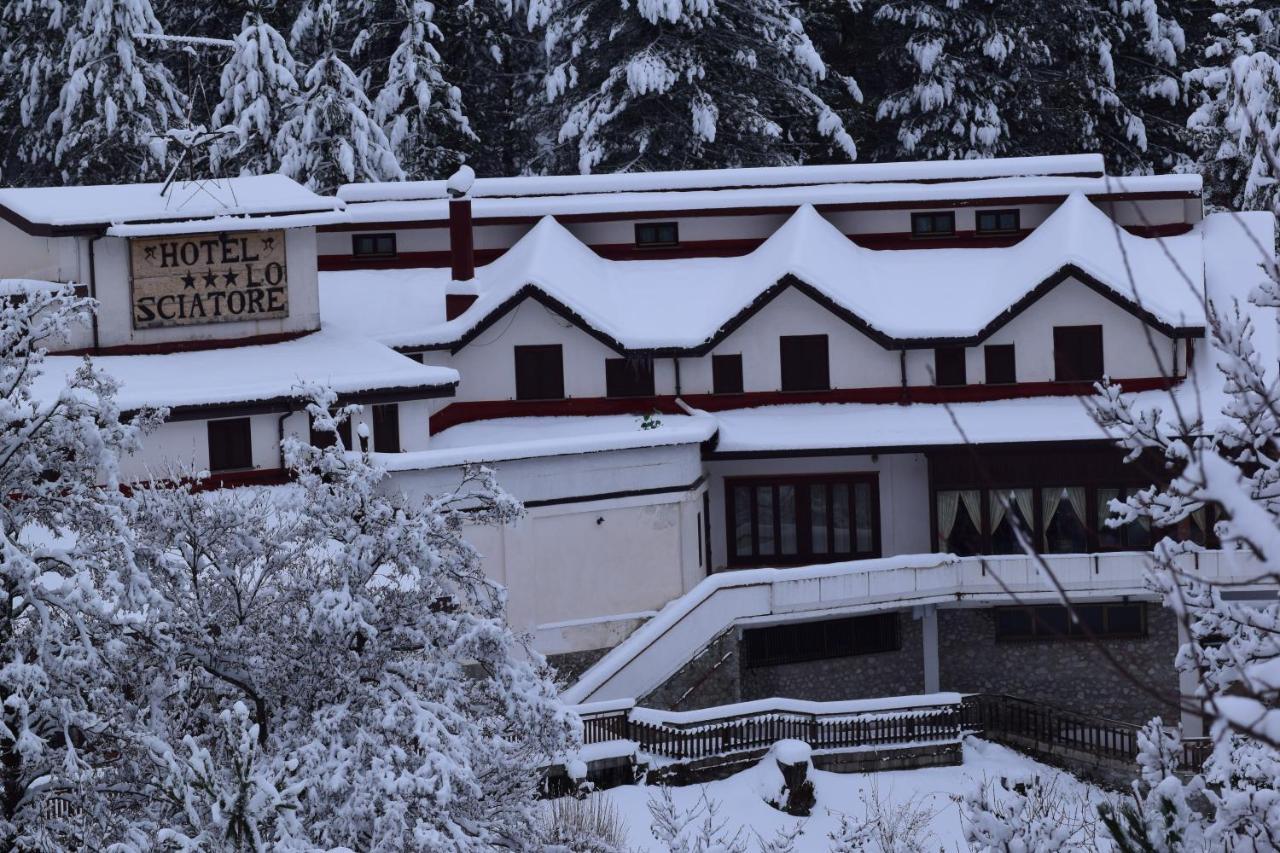 Hotel Lo Sciatore Cotronei Dış mekan fotoğraf